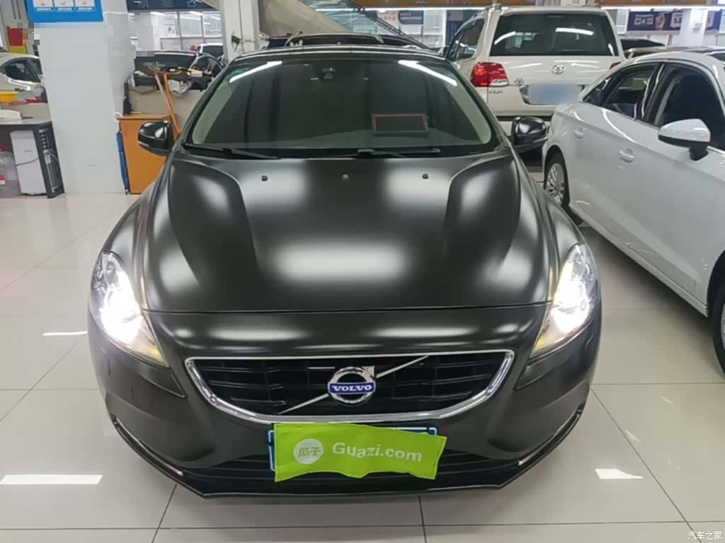 Volvo V40, 2016 3