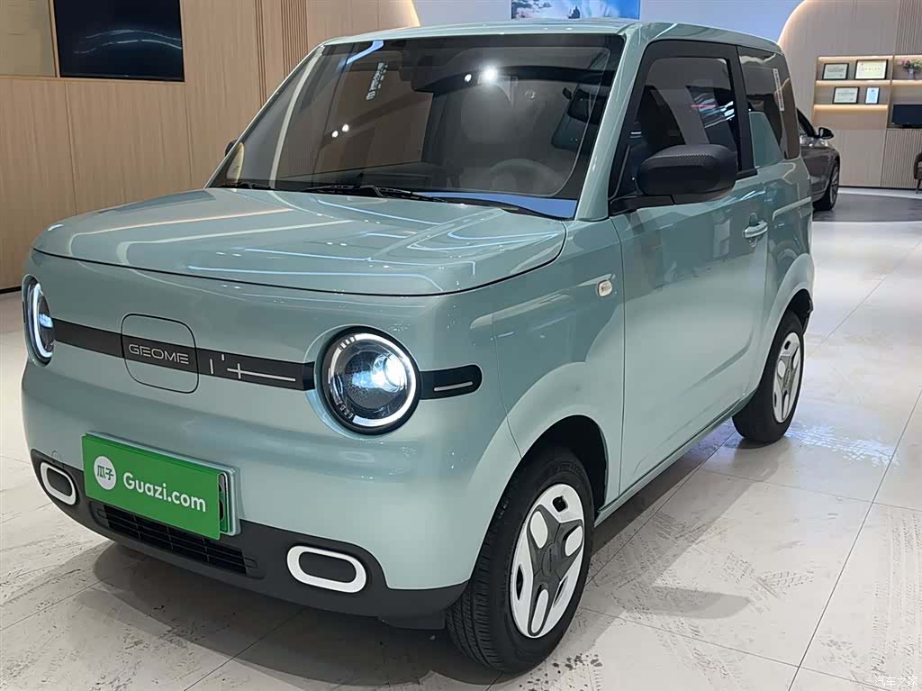 Geely Panda, 2025 20