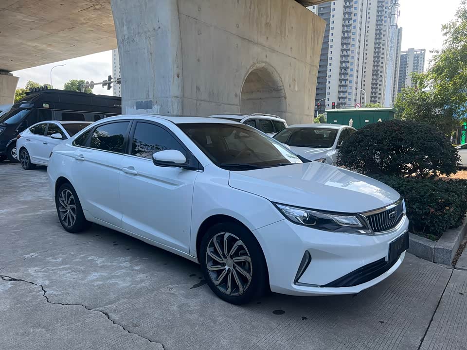 Geely Emgrand GL