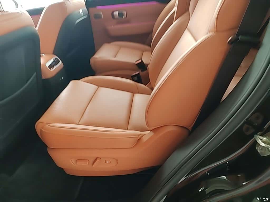Leapmotor C16, 2025 17