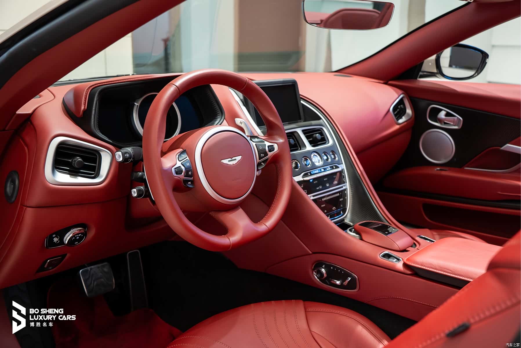 Aston Martin DB11, 2018 14