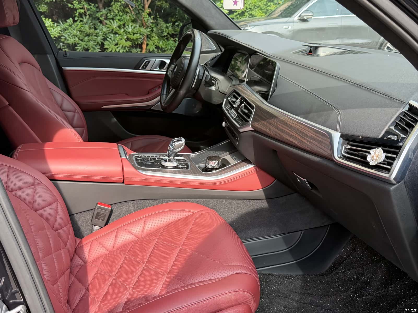 BMW X5, 2023 9