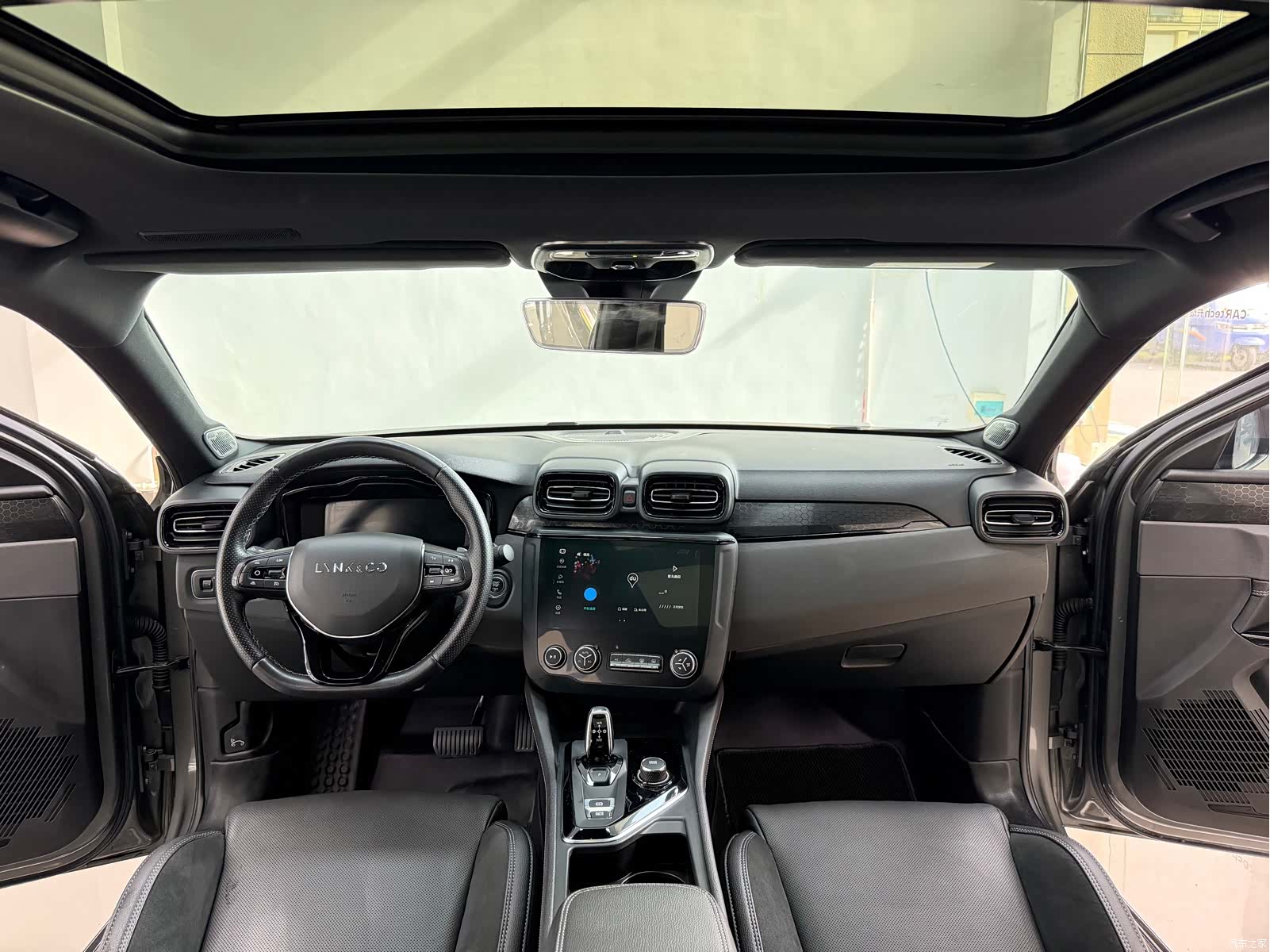 Lynk & Co 02, 2021 6