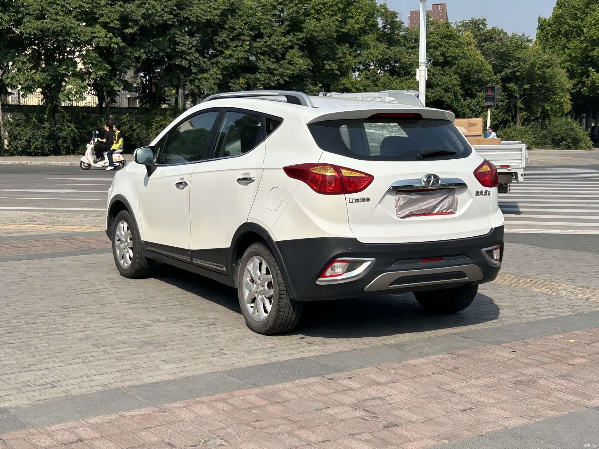 JAC S3, 2015 6