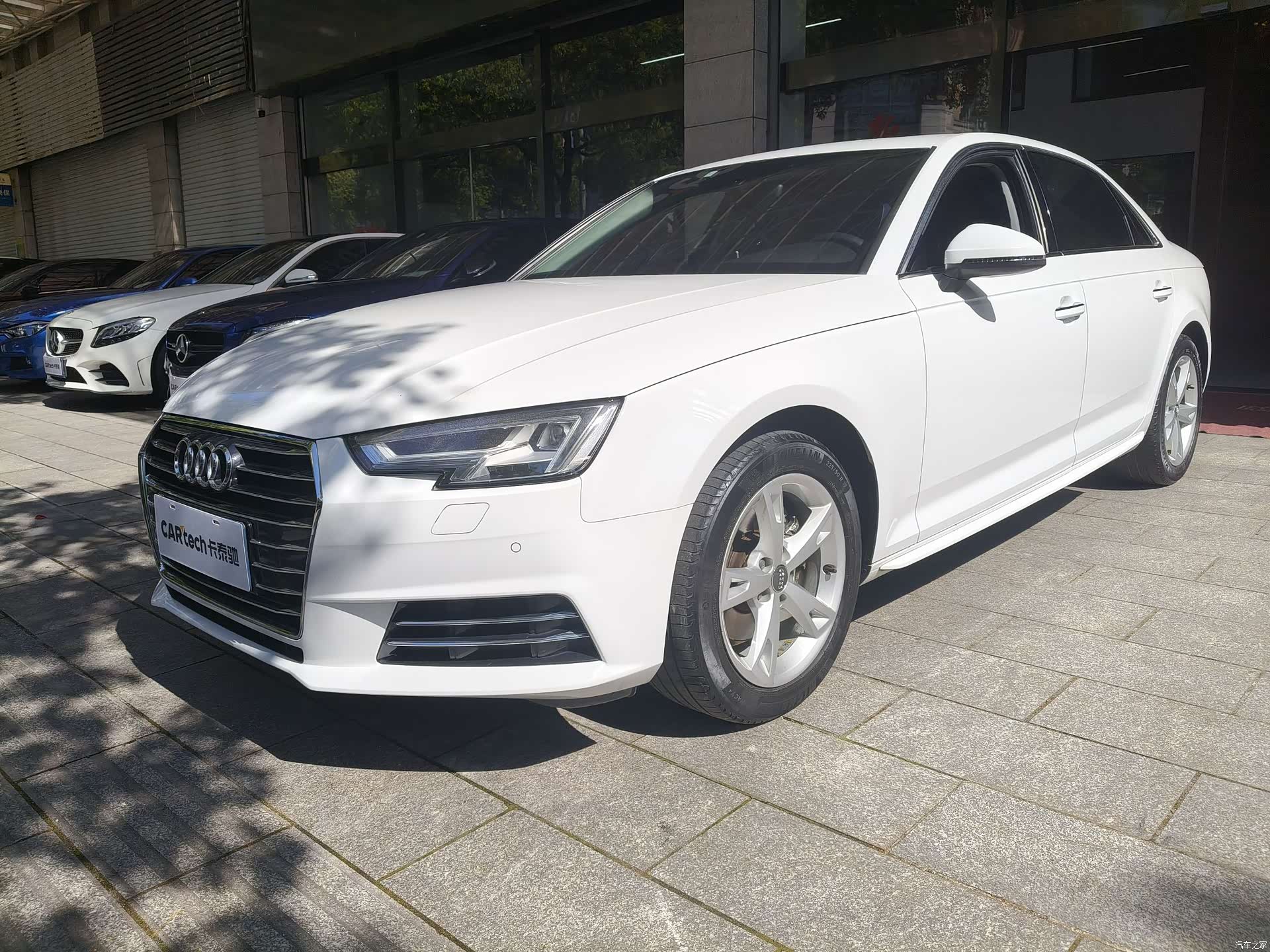 Audi A4L, 2017 7