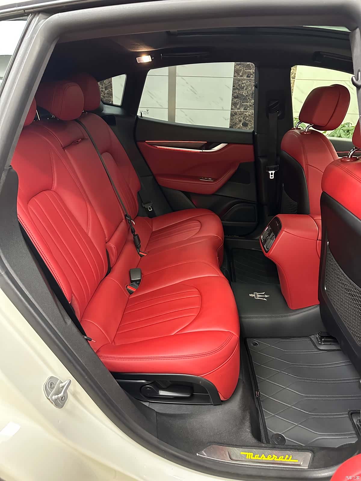 Maserati Levante, 2018 13