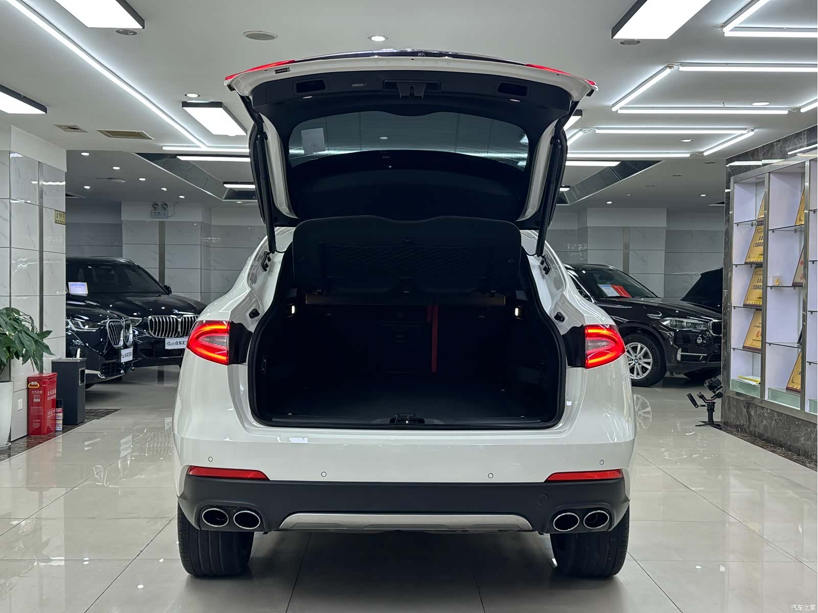 Maserati Levante, 2018 7