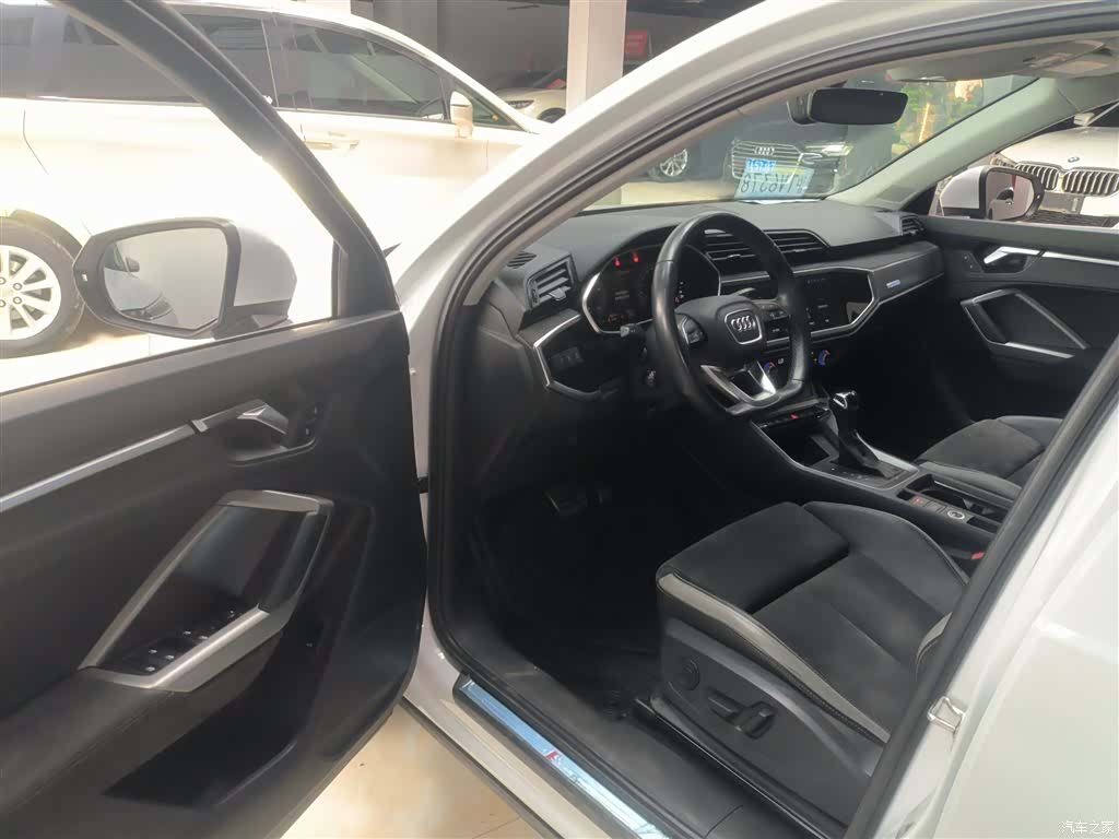 Audi Q3, 2022 16