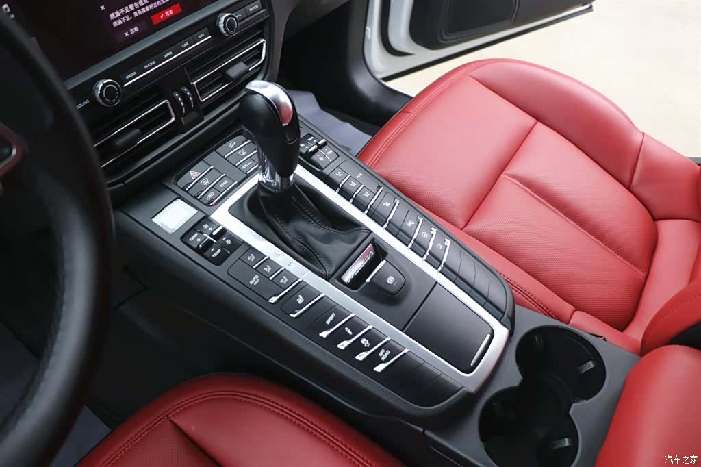 Porsche Macan, 2020 15