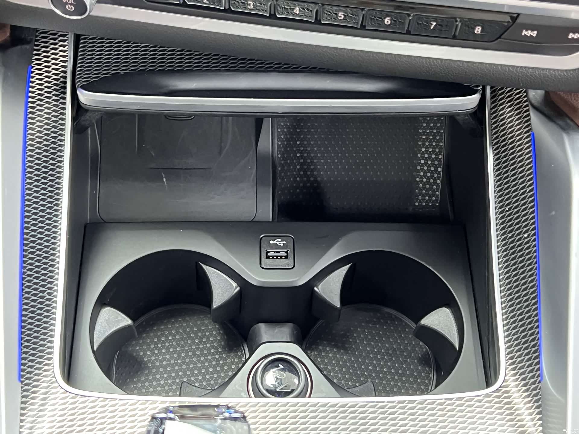 BMW X6, 2021 25