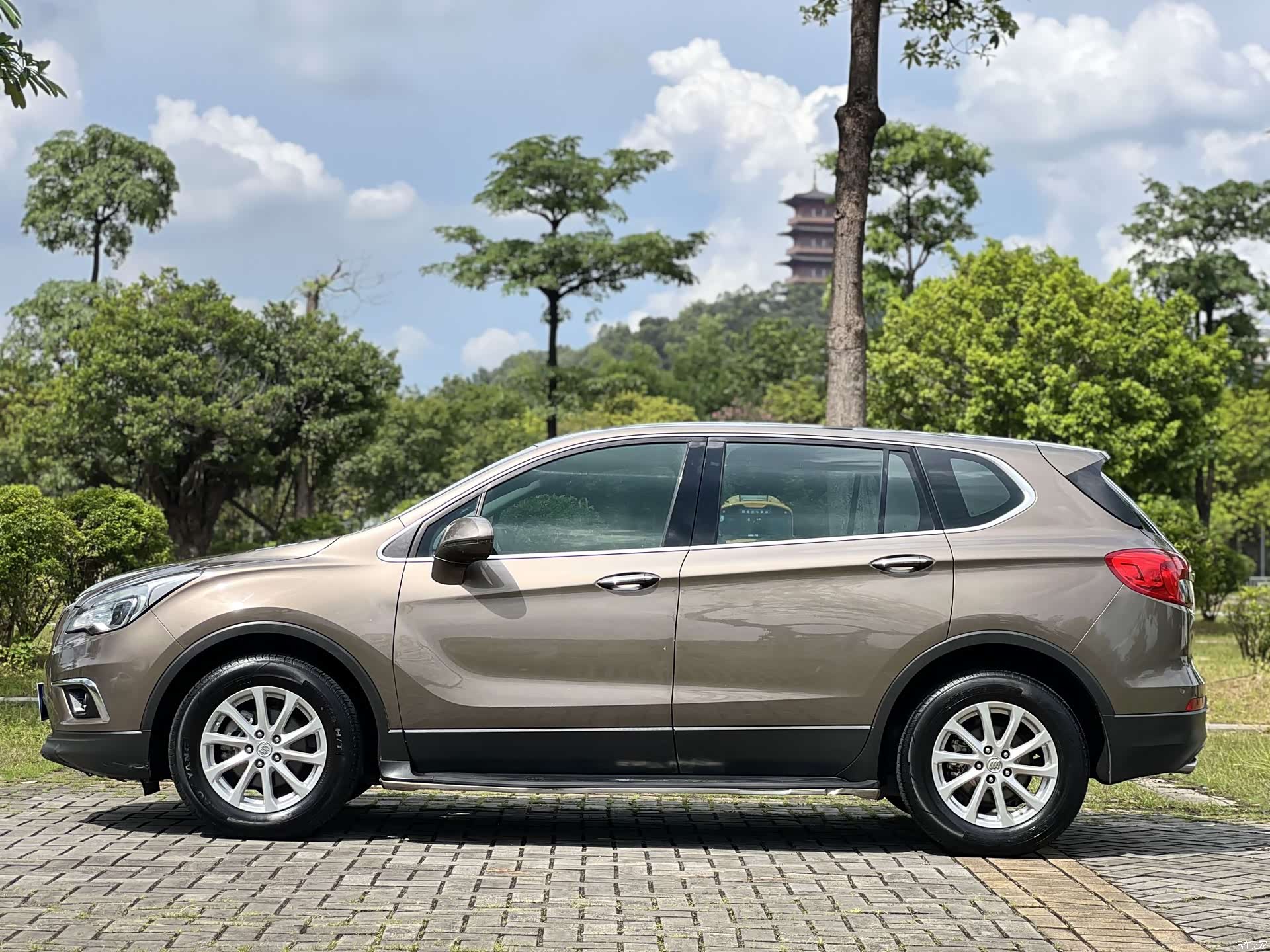 Buick Envision Plus, 2017 7