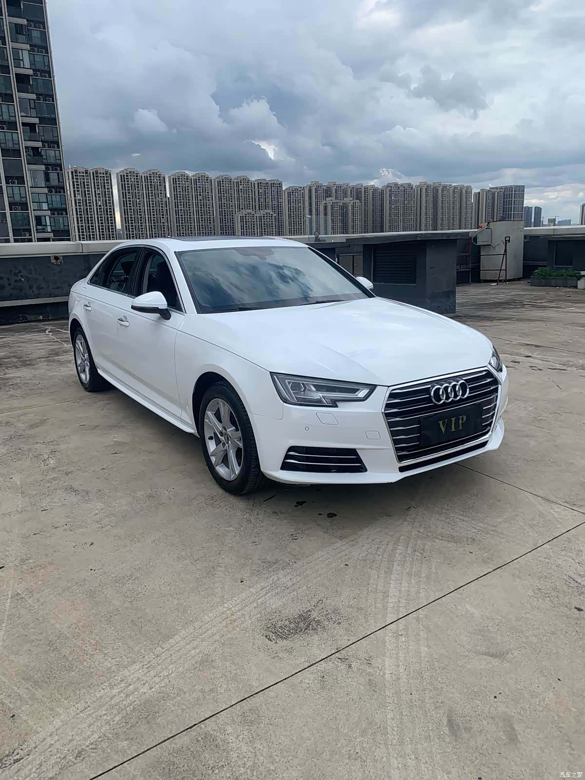 Audi A4L, 2018 3