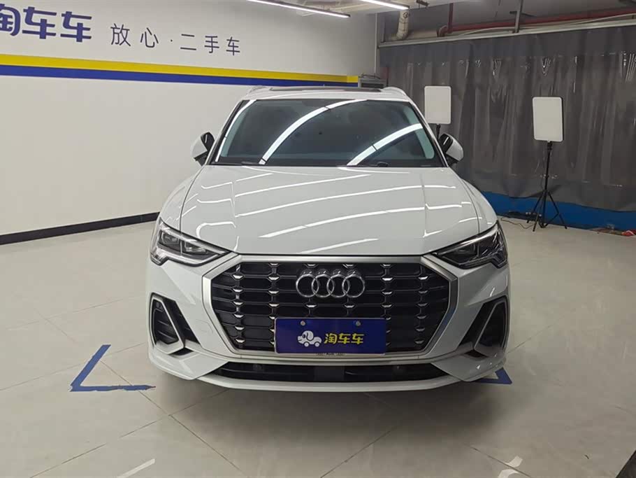 Audi Q3 Audi Q3