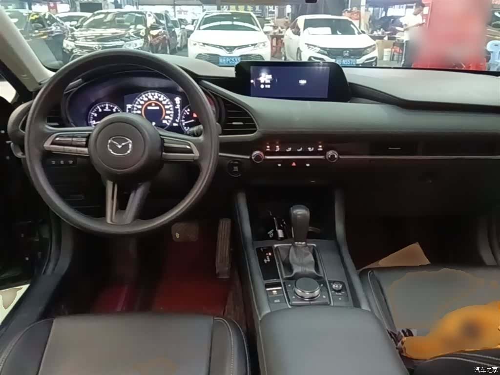 Mazda Mazda3, 2021 10