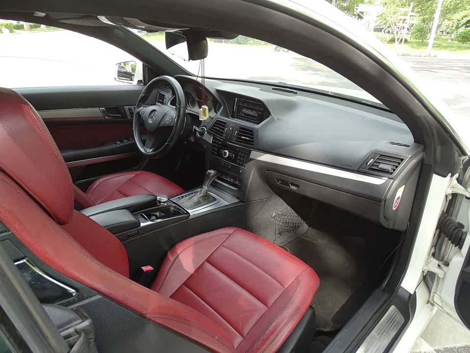 Mercedes-Benz E-class Mercedes-Benz E-class