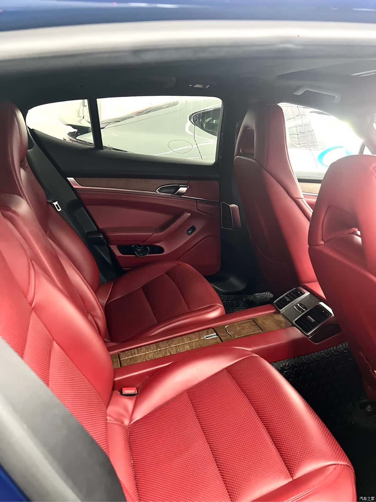 Porsche Panamera, 2012 8