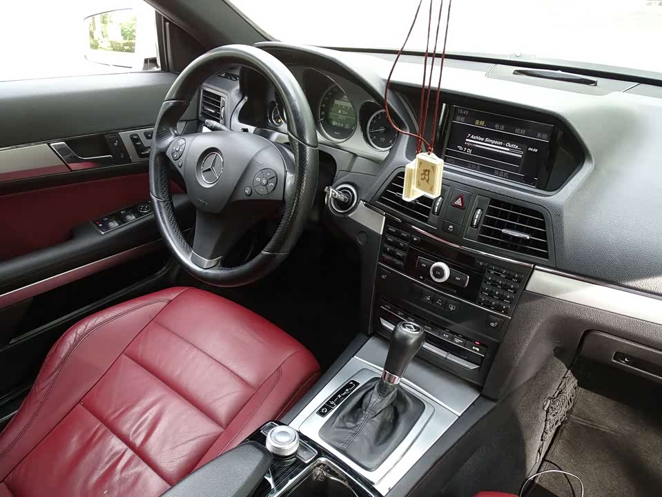 Mercedes-Benz E-class Mercedes-Benz E-class