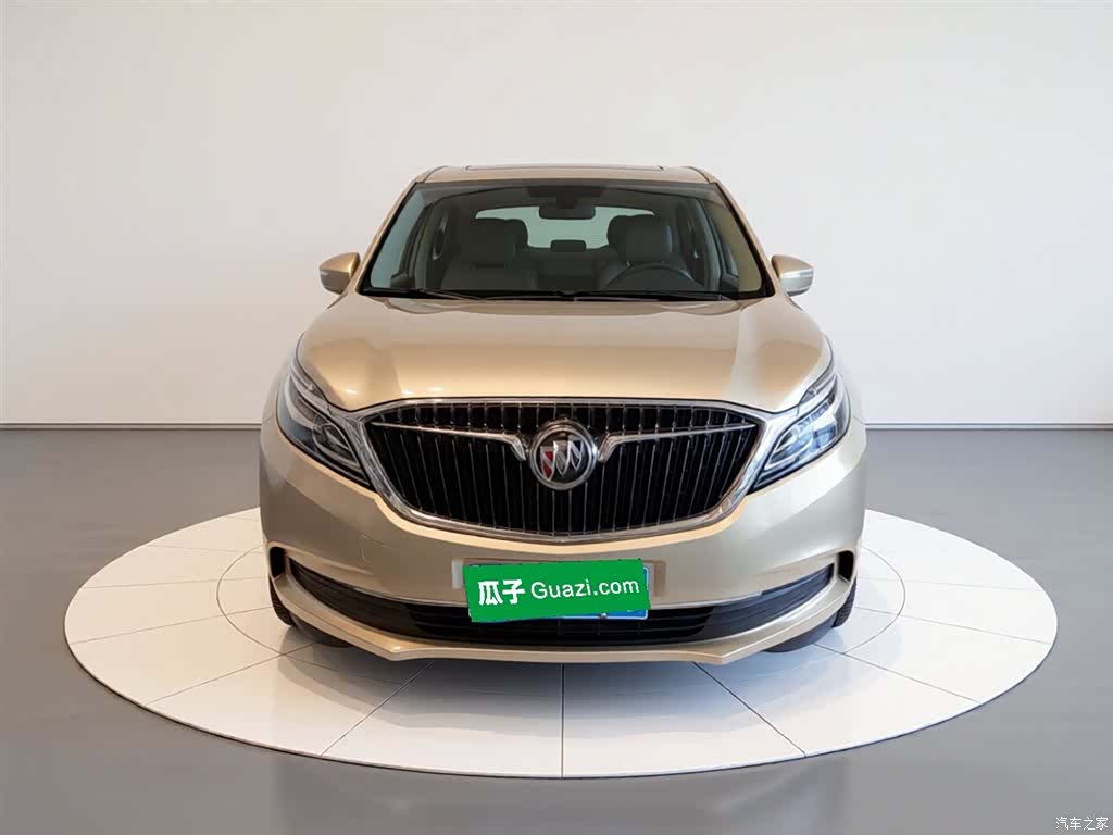 Buick GL8, 2018 3