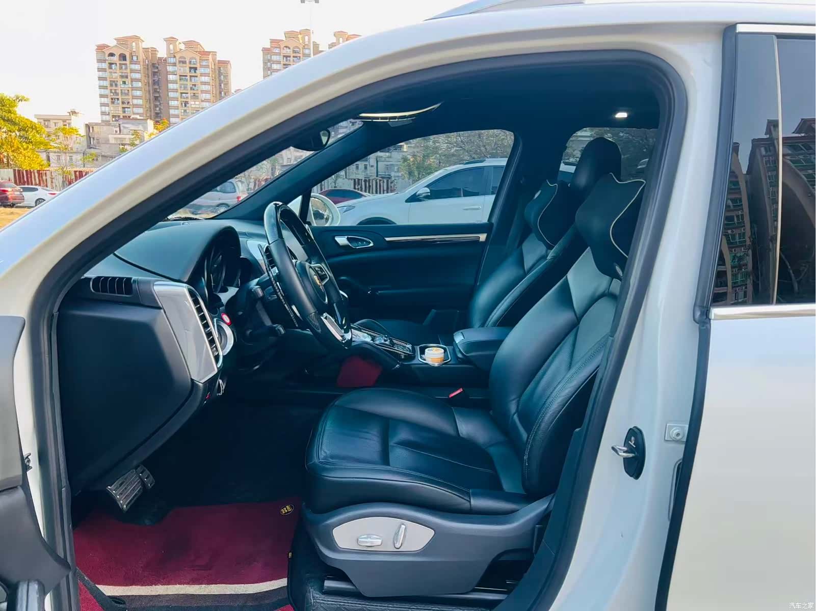 Porsche Cayenne, 2015 все фото
