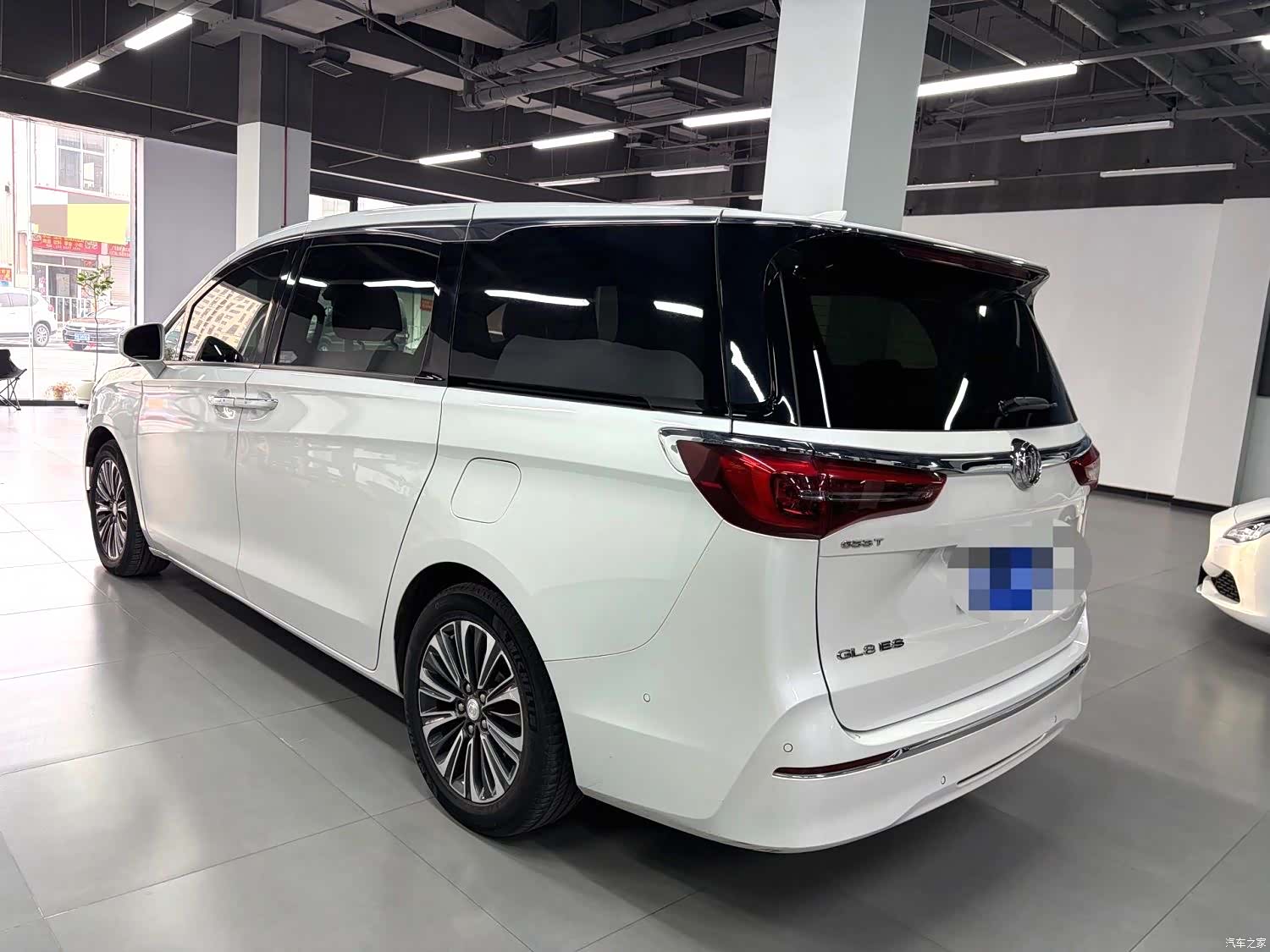 Buick GL8, 2021 7