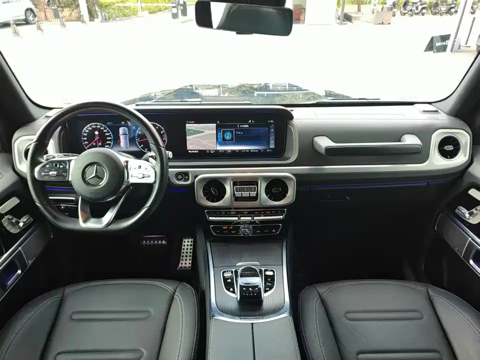 Mercedes-Benz G-class