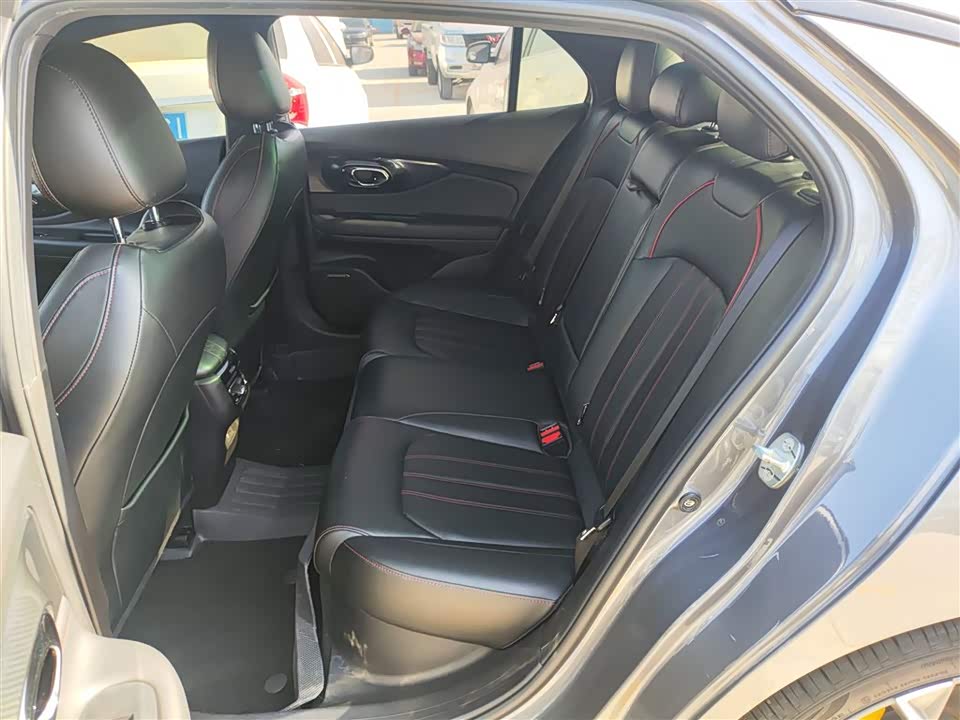 Trumpchi Shadow Leopard