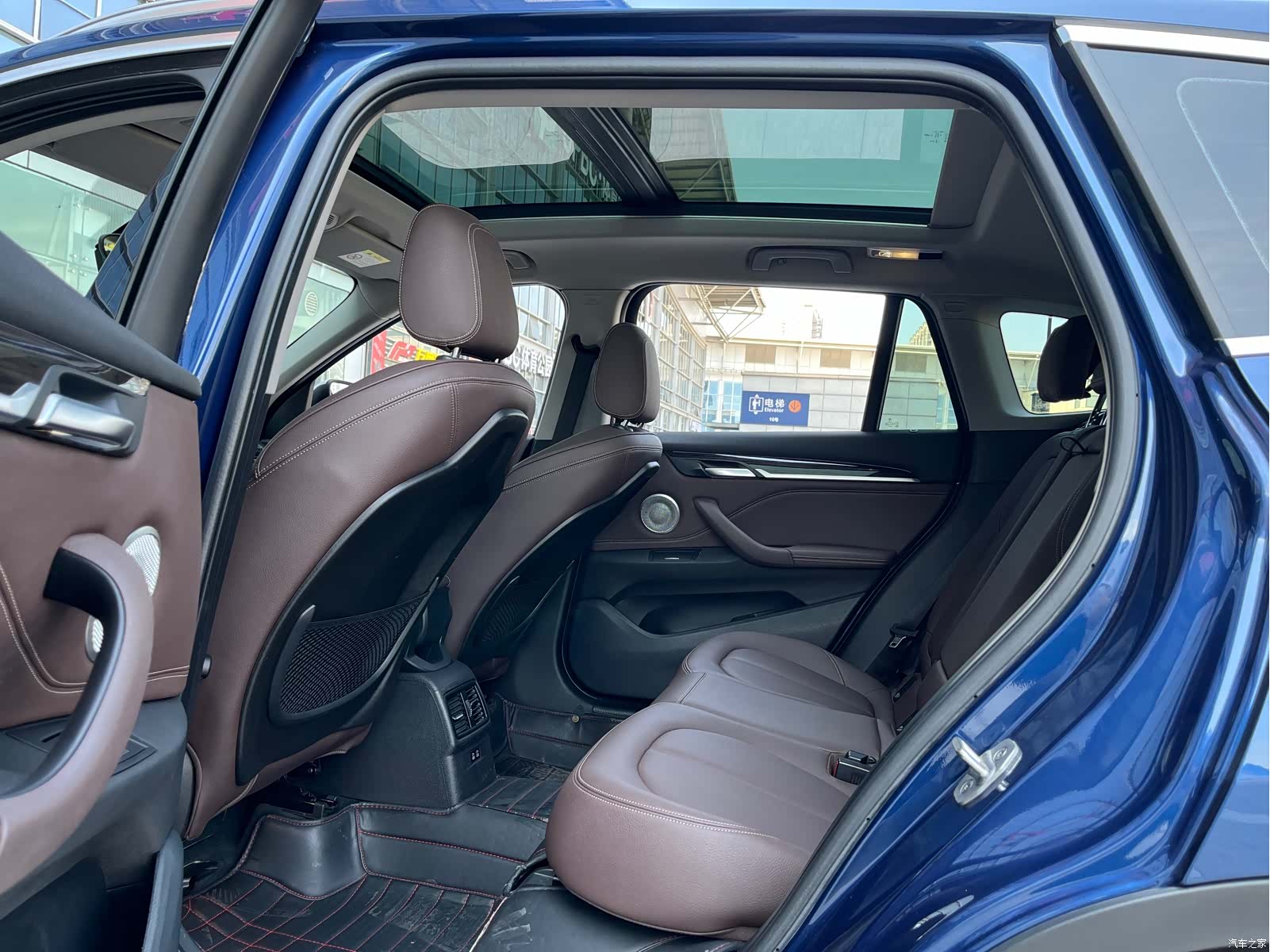 BMW X1, 2020 13
