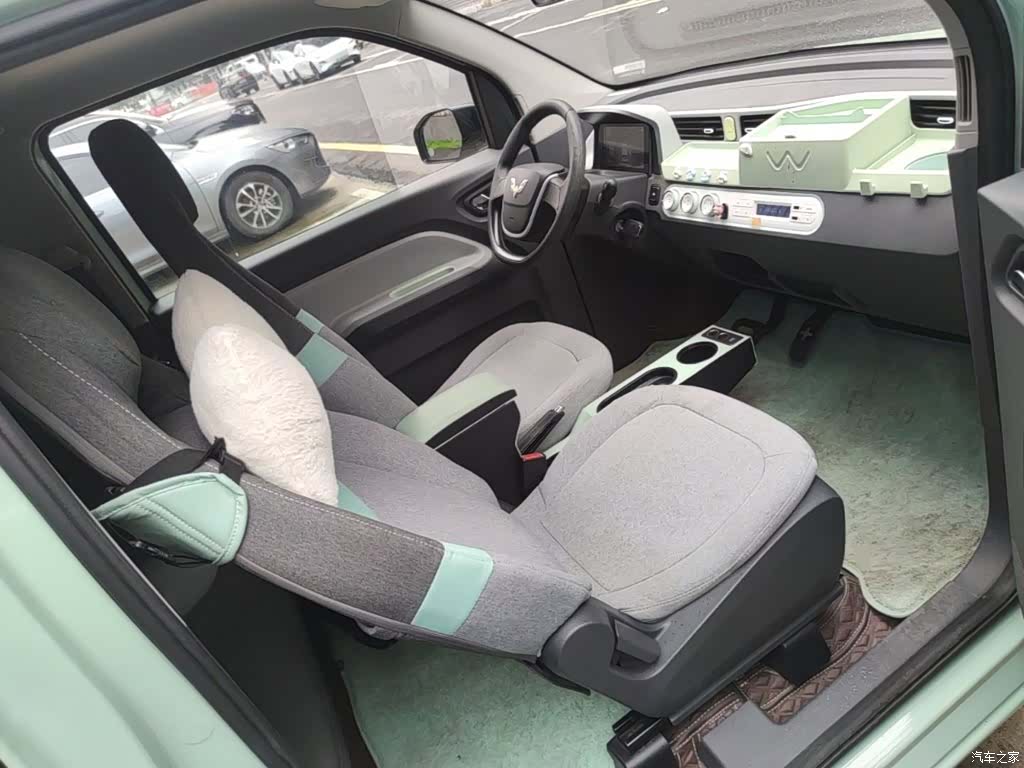 Wuling MINIEV, 2021 25