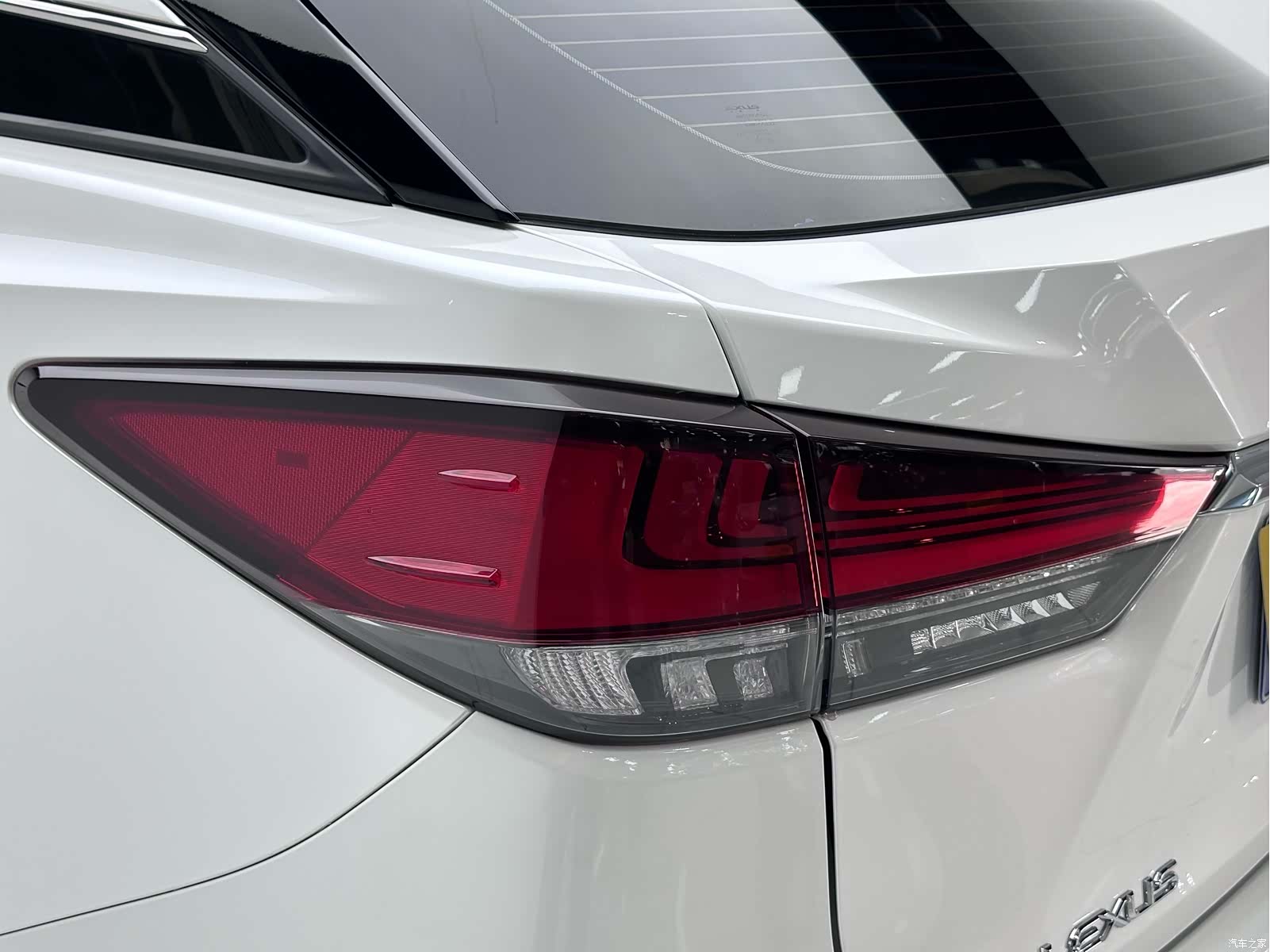 Lexus RX, 2019 13