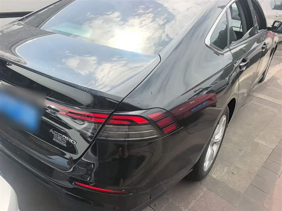 Honda Accord 2023, фото 10