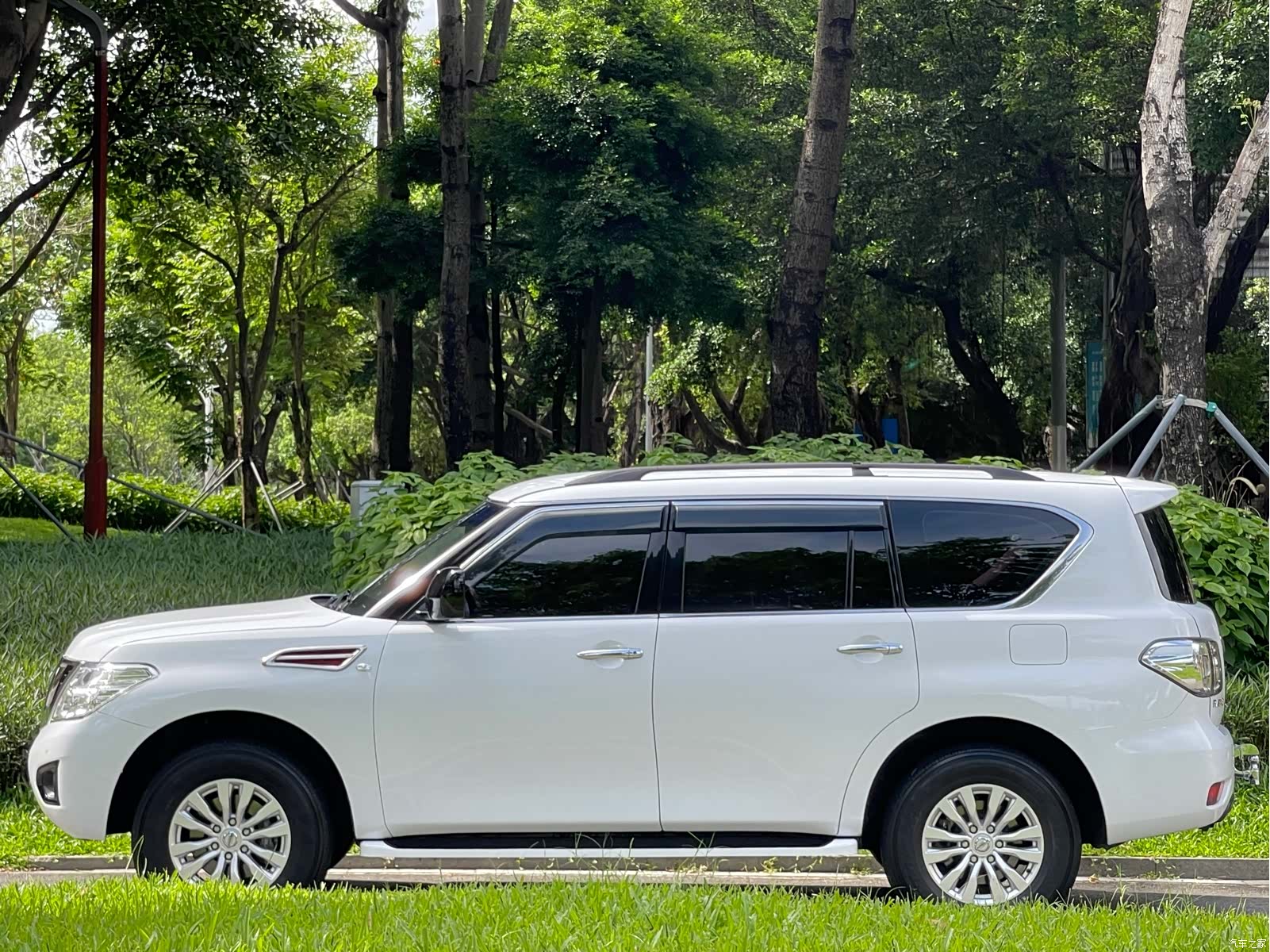 Nissan Patrol, 2018 4