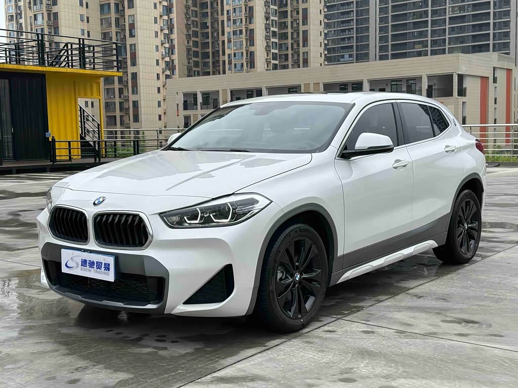 BMW X2