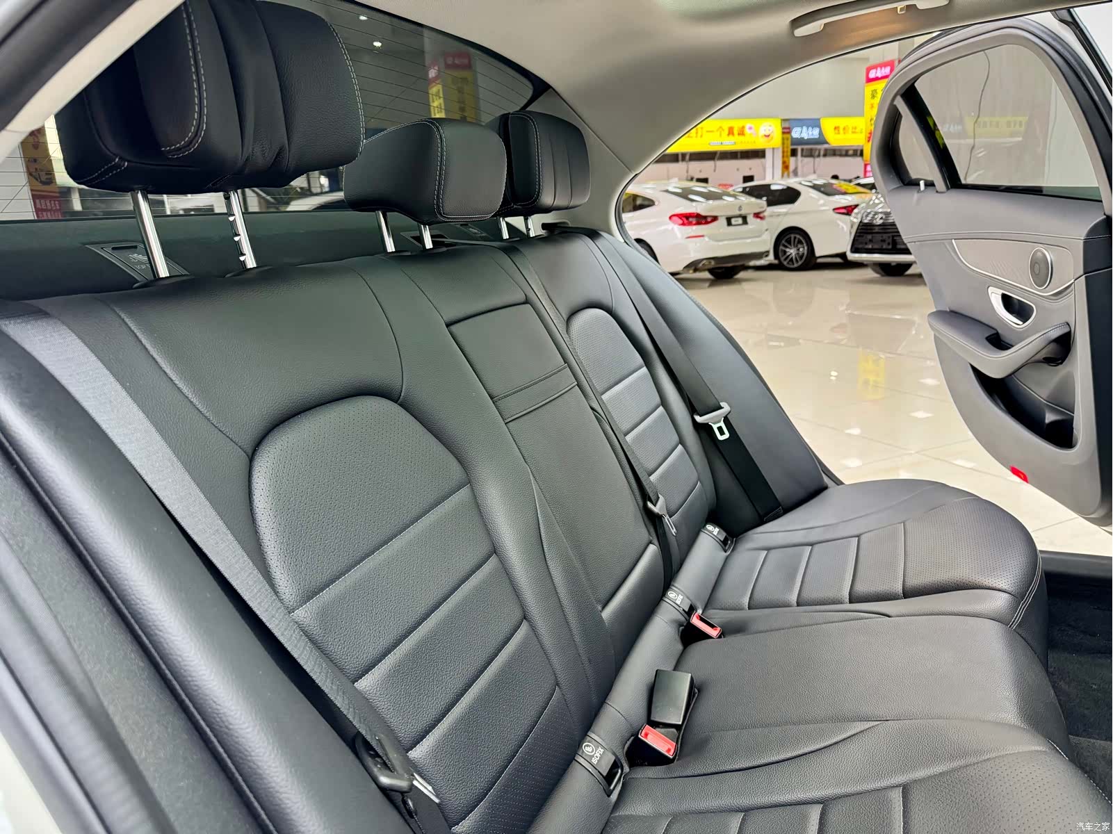Mercedes-Benz C-Class, 2018 12