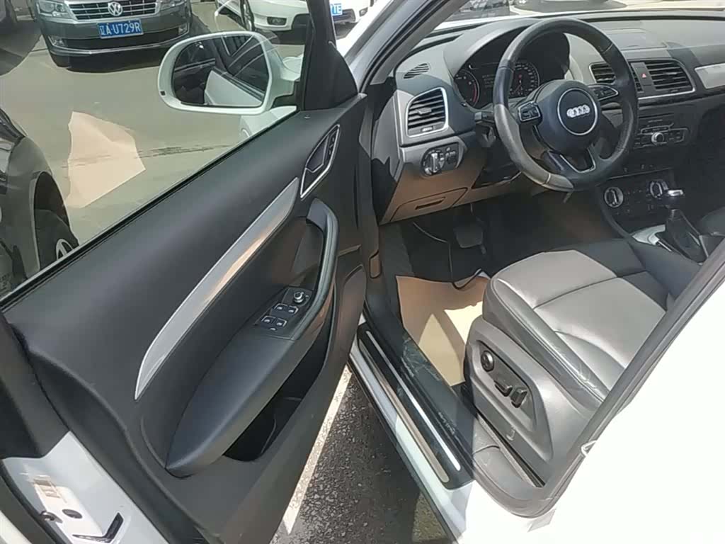 Audi Q3, 2015 16