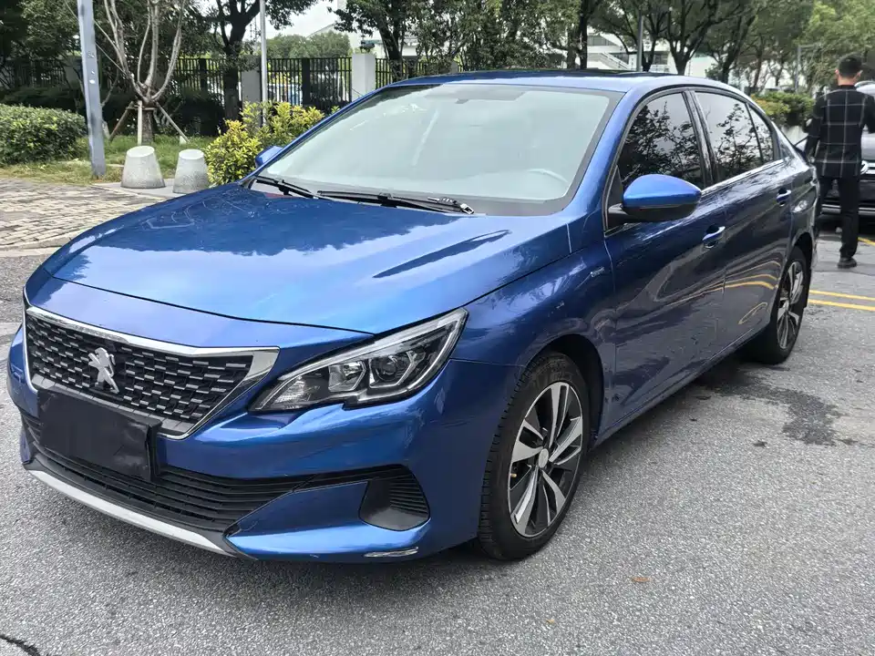 Peugeot 408