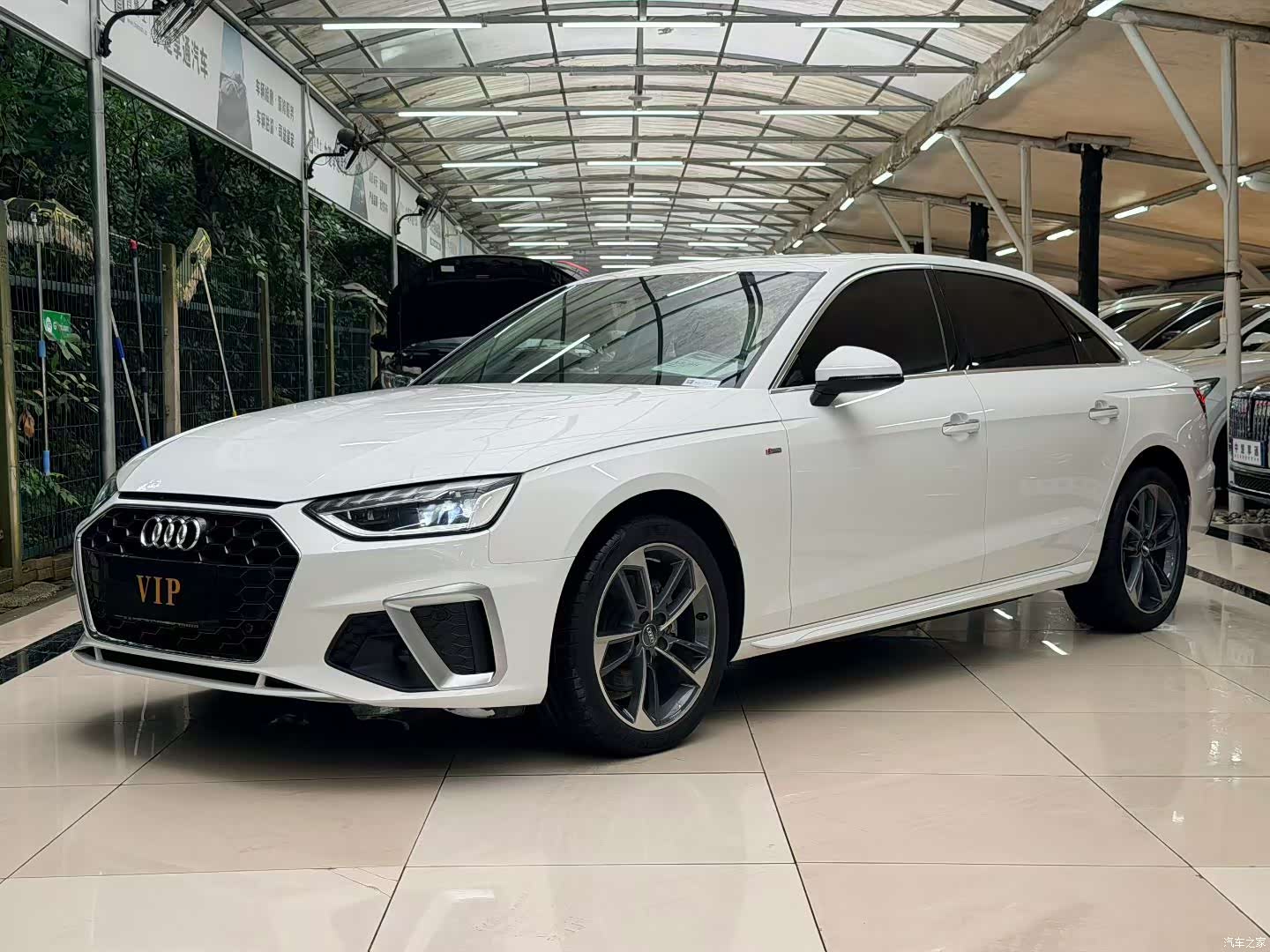 Audi A4L, 2020 1