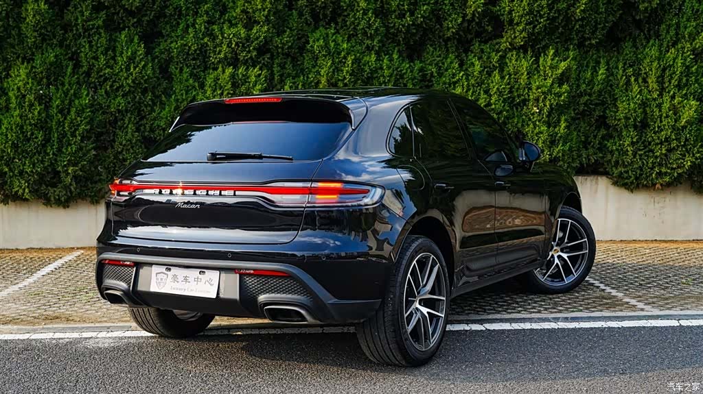 Porsche Macan, 2025 7