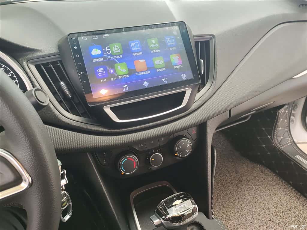 Chevrolet 320, 2018 9