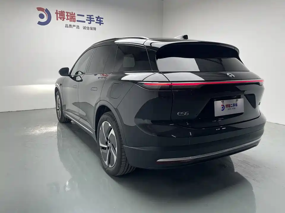 NIO ES6