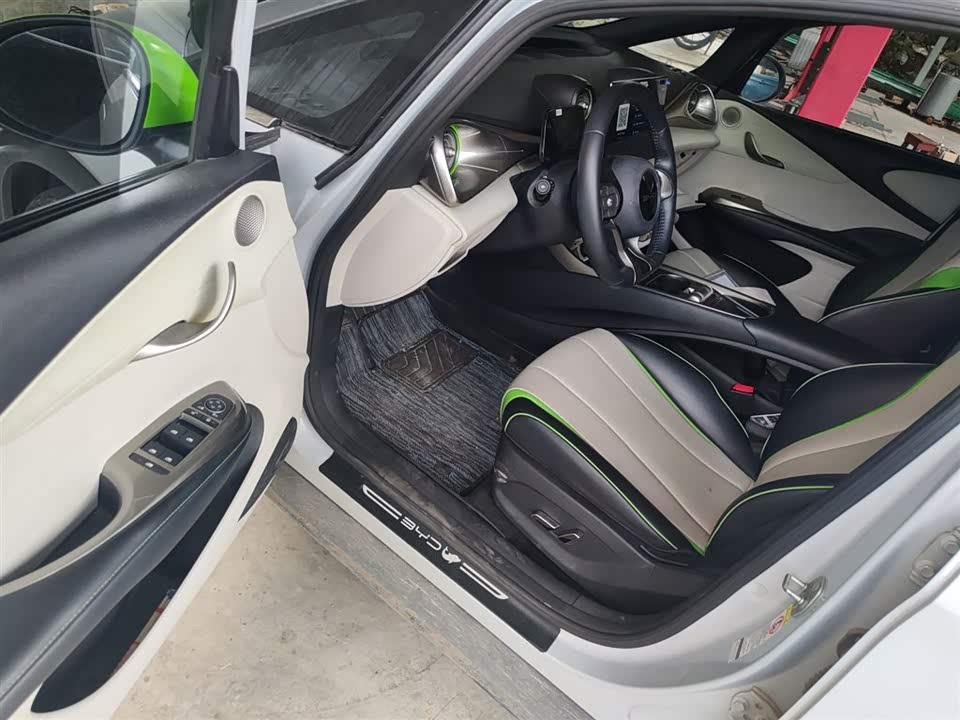 BYD dolphin BYD dolphin