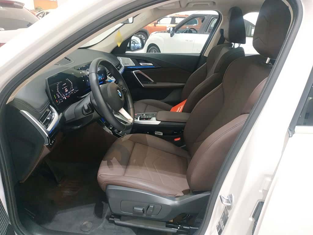 BMW X1, 2025 15