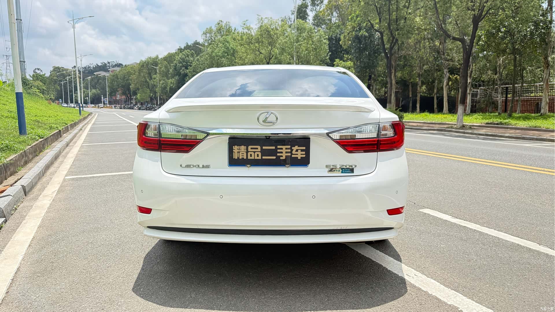 Lexus ES, 2016 4