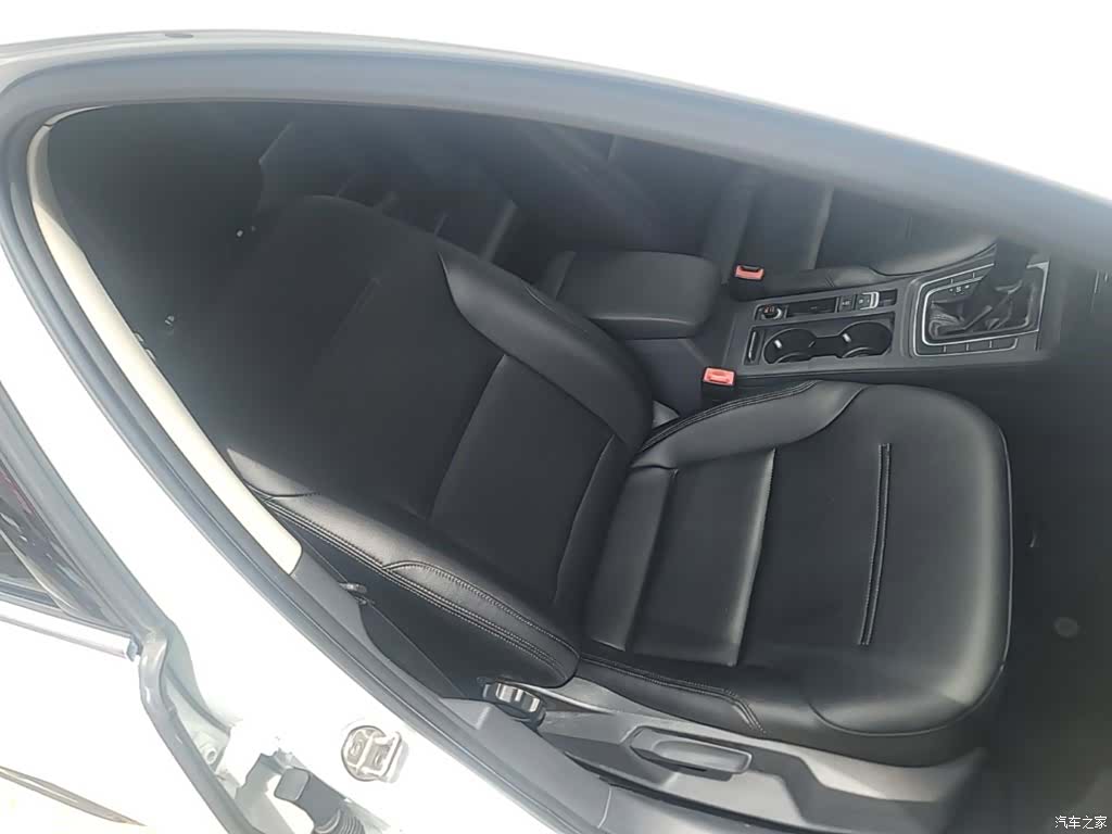 Volkswagen Golf, 2016 25