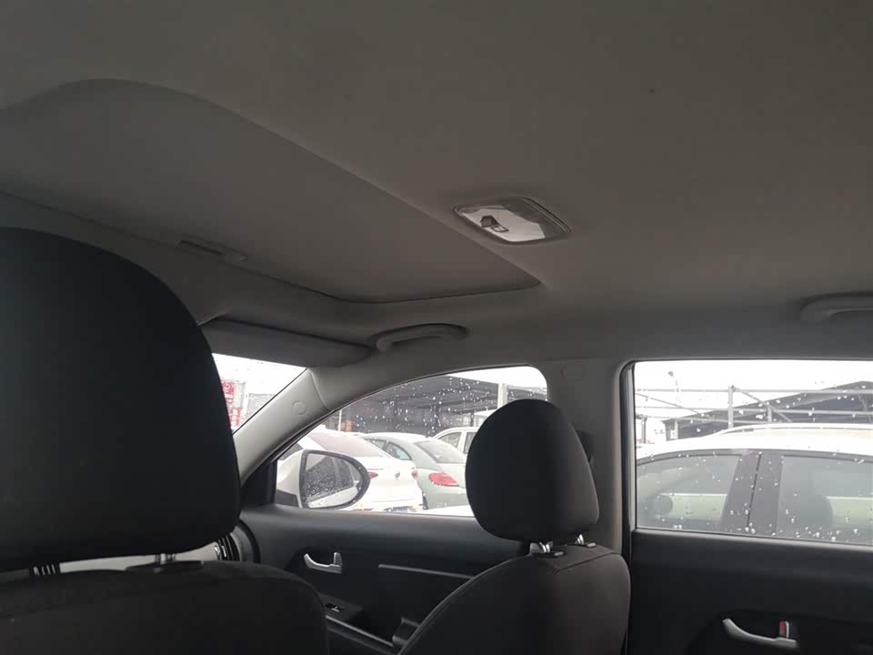 Kia Smart running