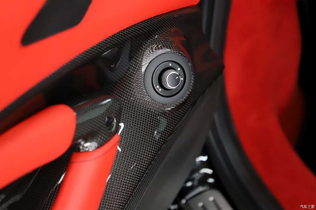 Ferrari F8, 2022 20