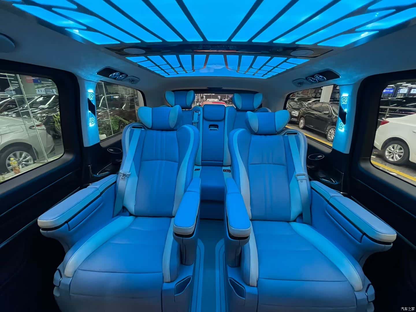Mercedes-Benz V-Class, 2017 16