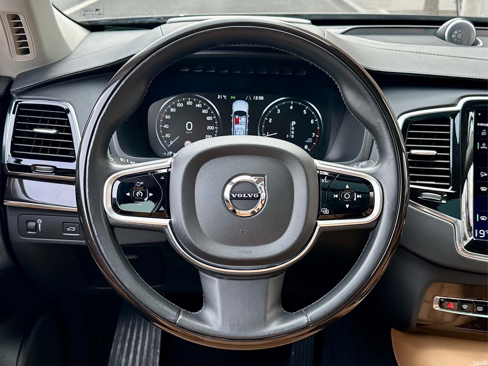 Volvo XC90, 2016 9
