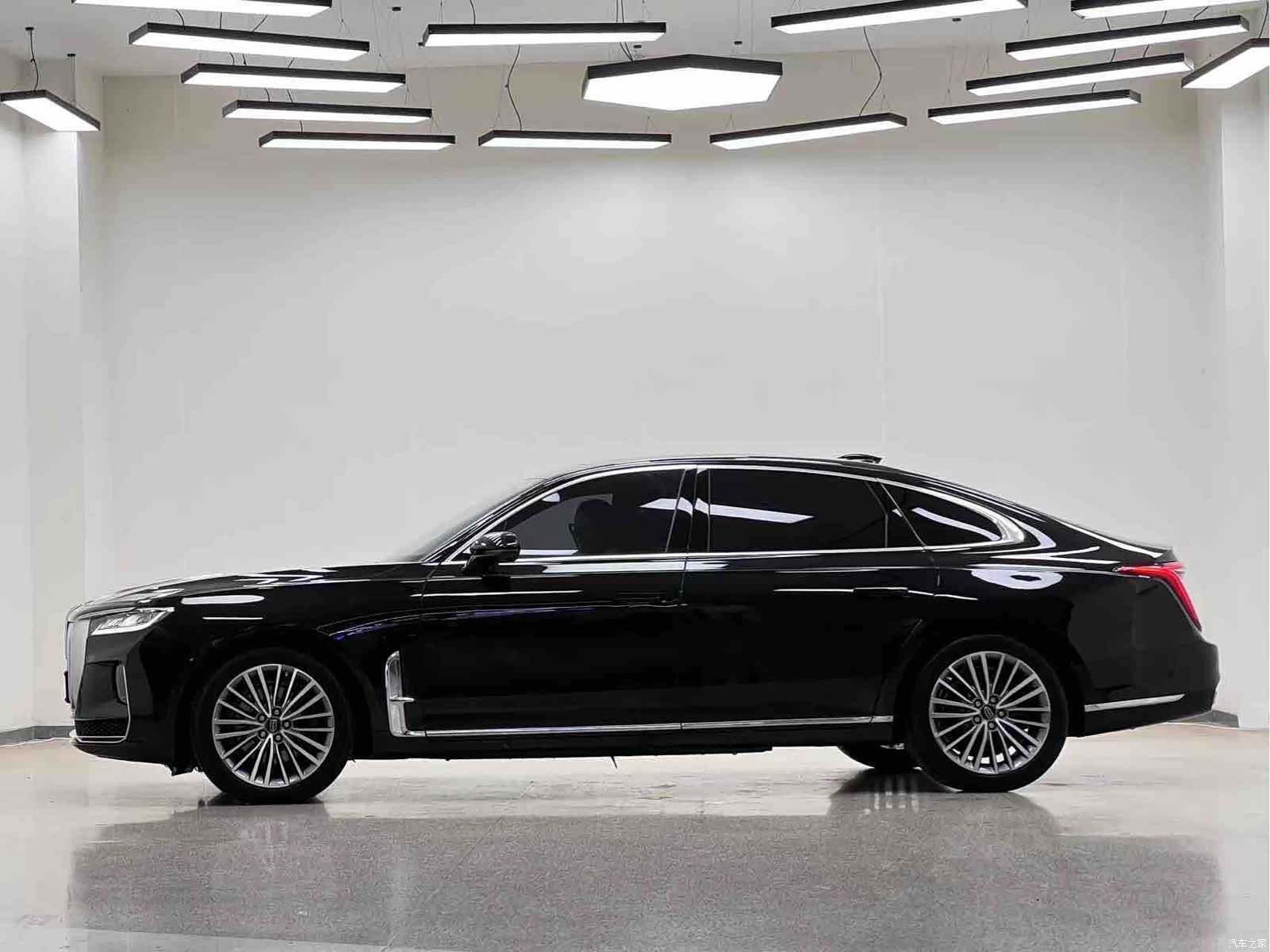 Hongqi H9, 2022 8