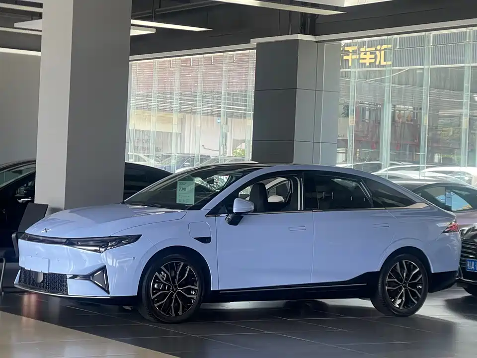 XPENG P5