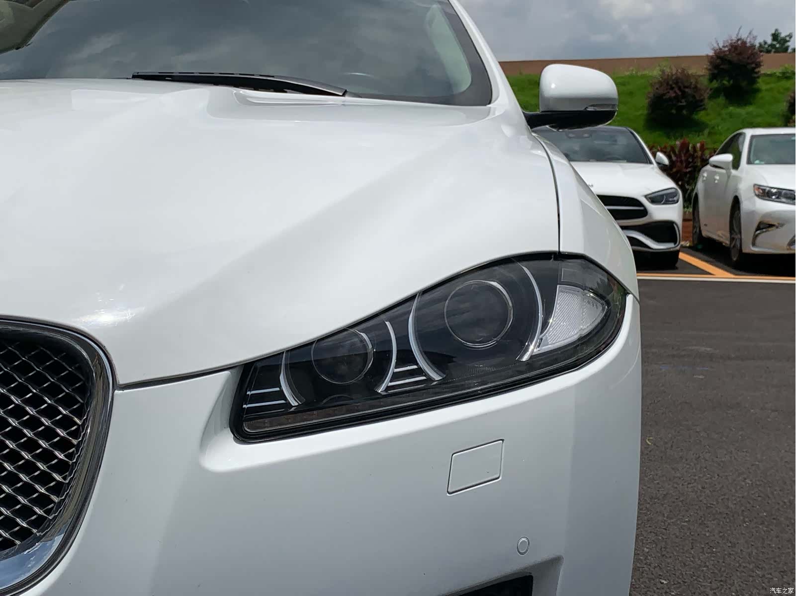Jaguar XF, 2013 12